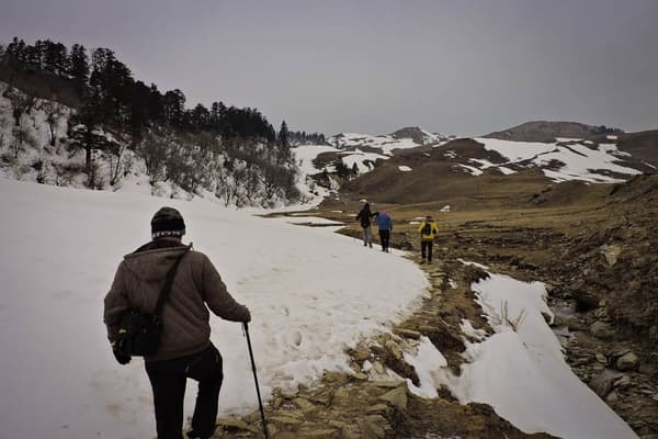 Dayara Bugyal Trek