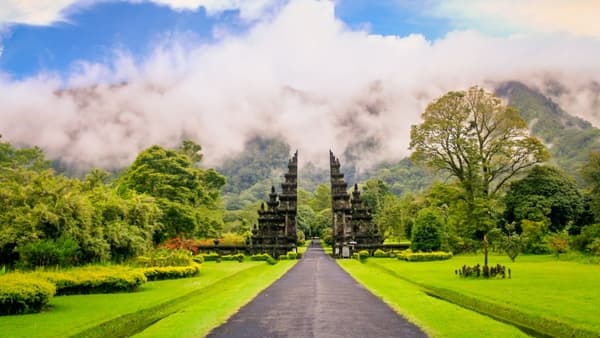 Bali Backpacking Tour