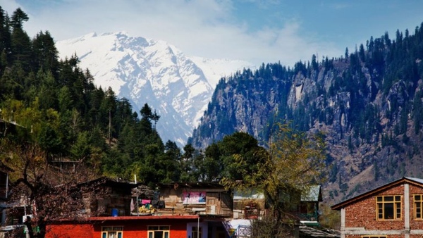 Himachal Backpacking Trip - Bir - Billing - Manali - Kasol