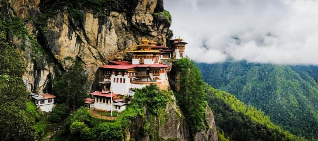 How To Reach Bhutan – the Kingdom Of Dragons ?