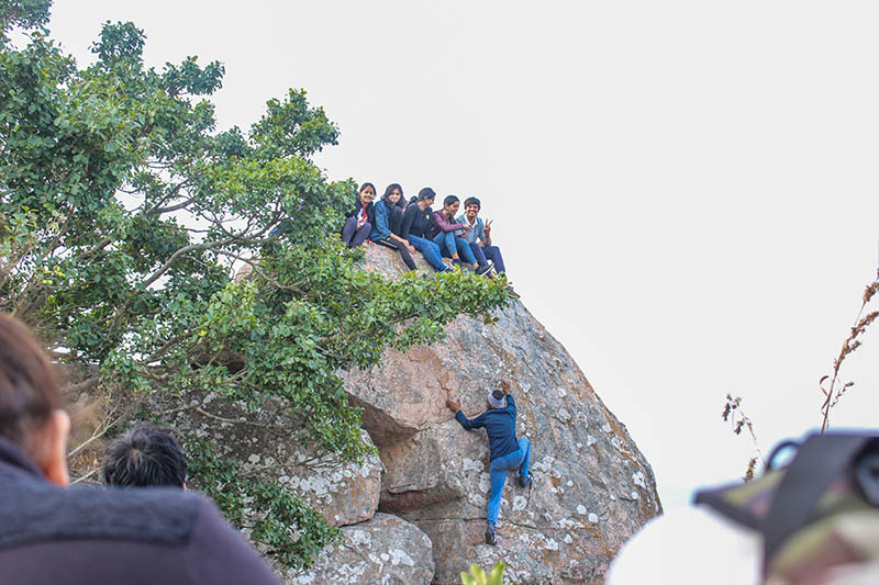 Makalidurga Climbing - Plan Adventurous Corporate Team Outings From Bangalore