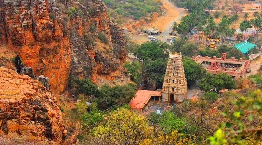 Yaganti Uma Maheswara Temple