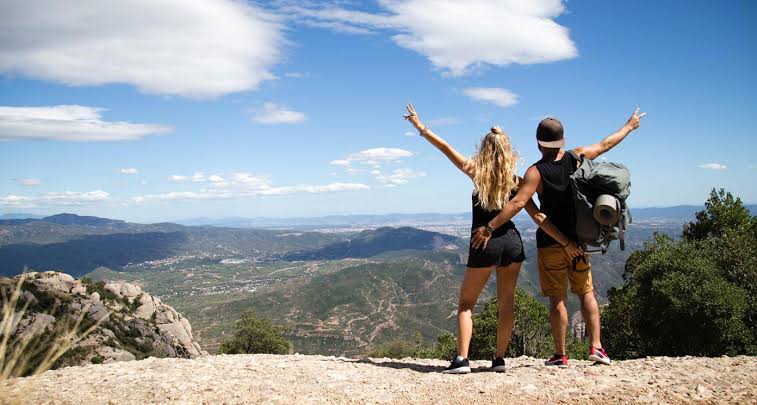 travel couple 5 Traveling With Your Partner