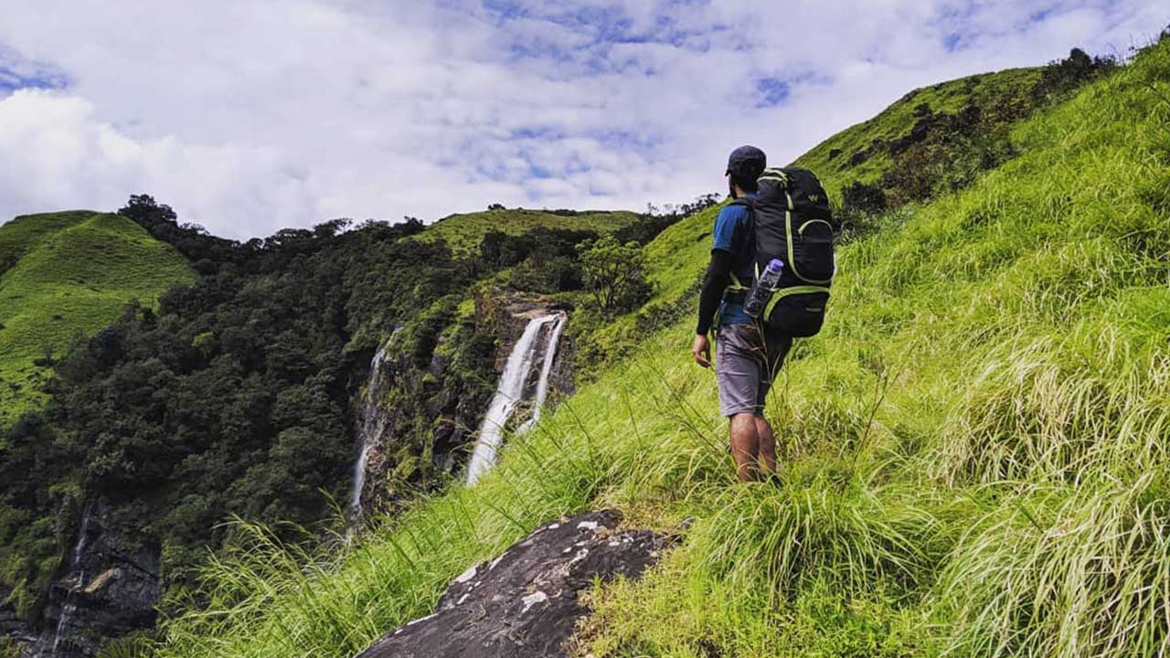 Bandaje Falls Trek