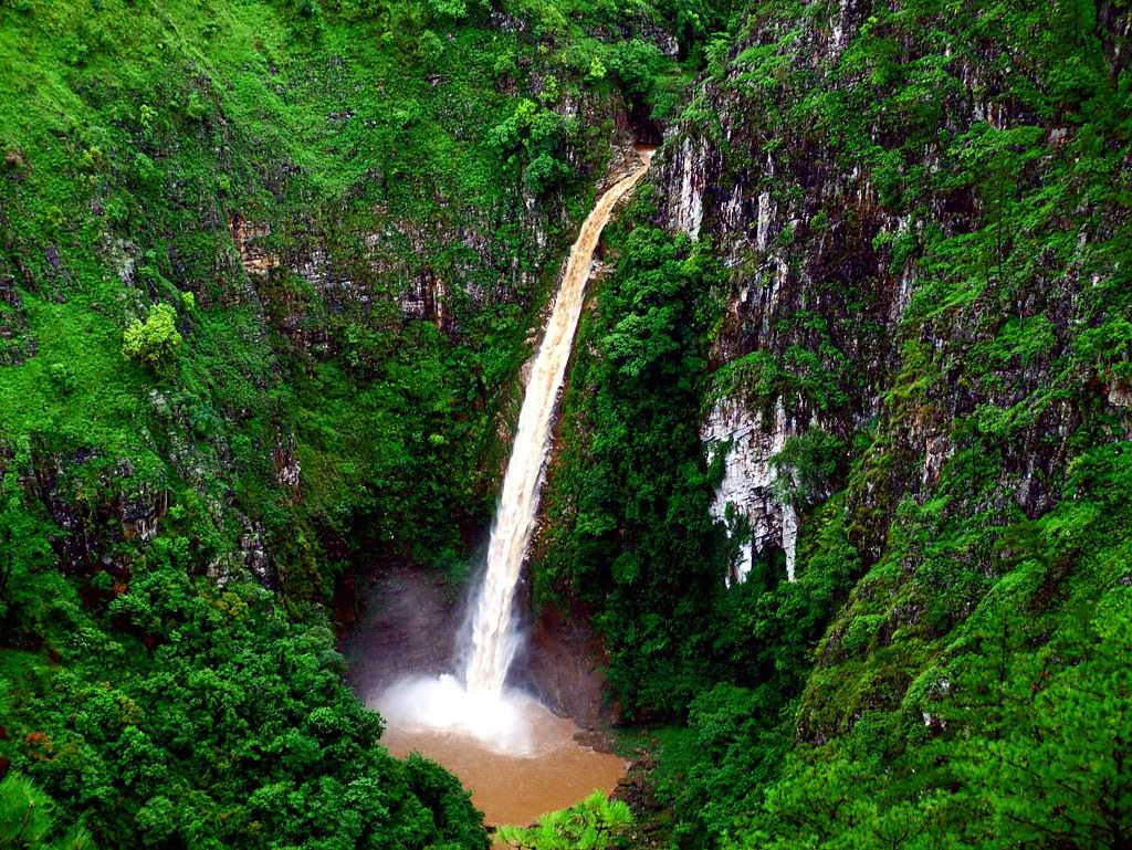 Sweet Falls Meghalaya-Plan-The-Unplanned